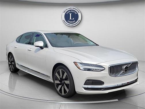 2024 Volvo S90 Recharge Plug-In Hybrid T8 Ultimate