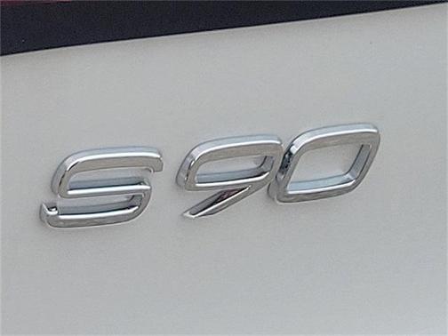 2024 Volvo S90 Recharge Plug-In Hybrid T8 Ultimate