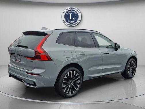 2026 Volvo XC60 B5 Ultra