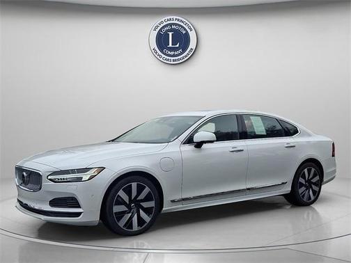 2024 Volvo S90 Recharge Plug-In Hybrid T8 Ultimate