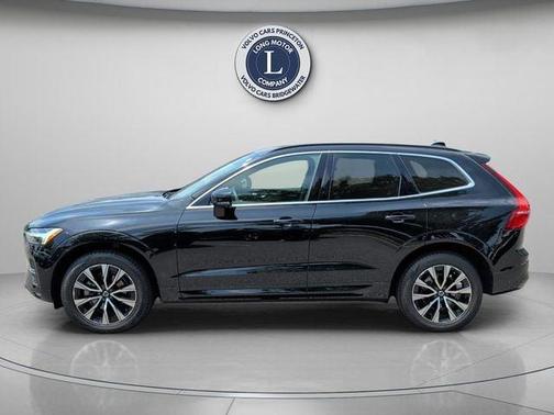 Onyx Black Metallic 2023 Volvo XC60 B5 Core