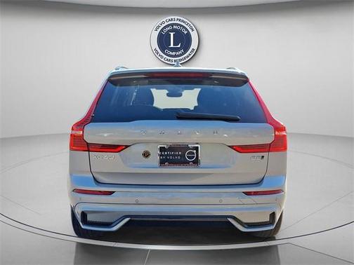 2025 Volvo XC60 B5 Plus