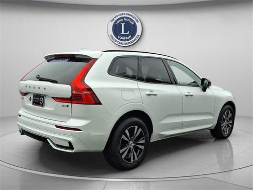 2025 Volvo XC60 B5 Core