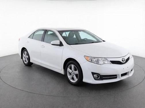 2013 Toyota Camry LE