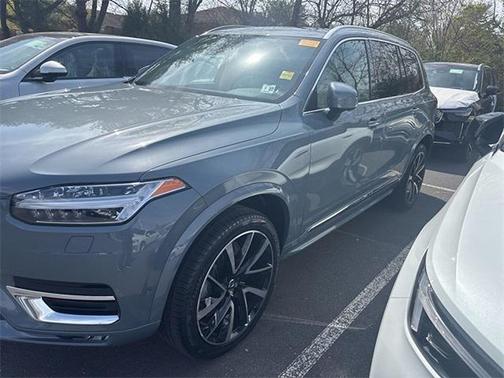 2023 Volvo XC90 B6 Plus 7-Seater