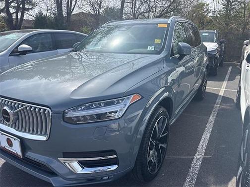 2023 Volvo XC90 B6 Plus 7-Seater