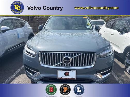 2023 Volvo XC90 B6 Plus 7-Seater