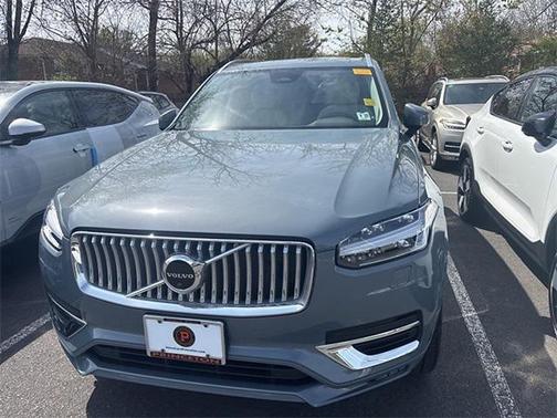2023 Volvo XC90 B6 Plus 7-Seater