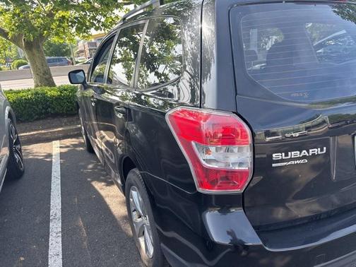 2016 Subaru Forester 2.5i