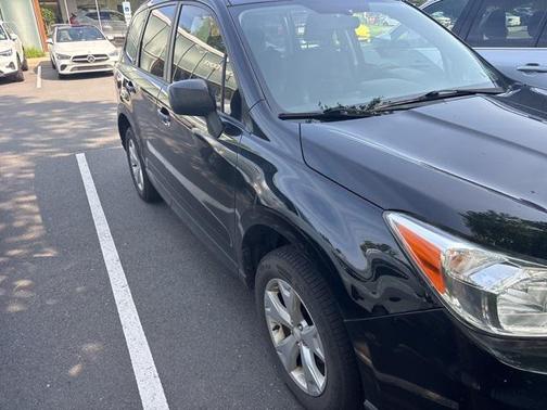 2016 Subaru Forester 2.5i