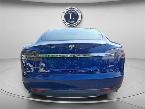 2016 Tesla Model S 90D