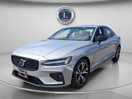 2025 Volvo S60 B5 Core