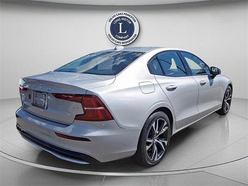 2025 Volvo S60 B5 Core