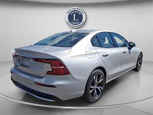 2025 Volvo S60 B5 Core