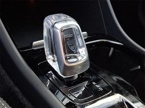 2025 Volvo XC40 Plus Dark Theme