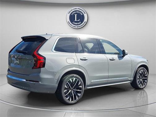 2026 Volvo XC90 B6 Plus 7-Seater