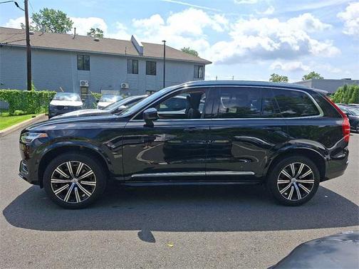 2024 Volvo XC90 B6 Plus Bright Theme 7-Seater