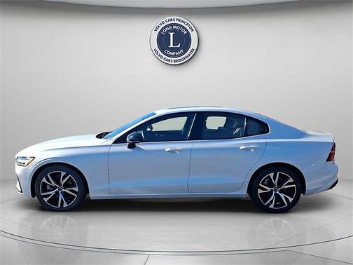 2025 Volvo S60 B5 Core