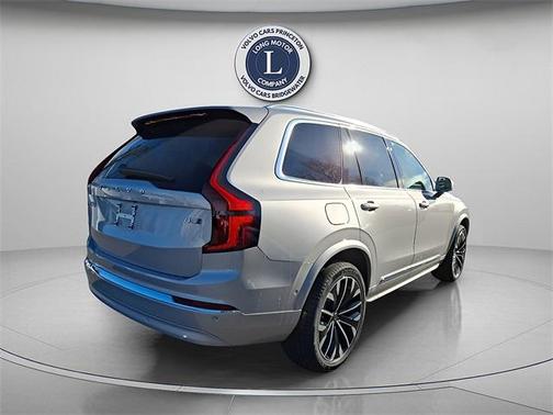 2025 Volvo XC90 B5 Plus 6-Seater