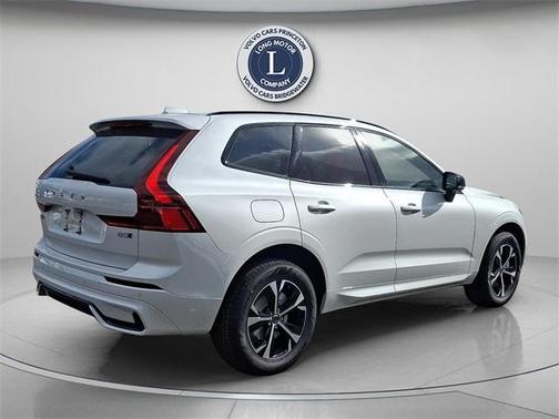 2026 Volvo XC60 B5 Core