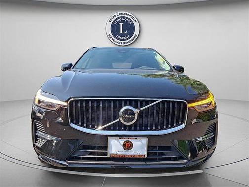 2023 Volvo XC60 B5 Core