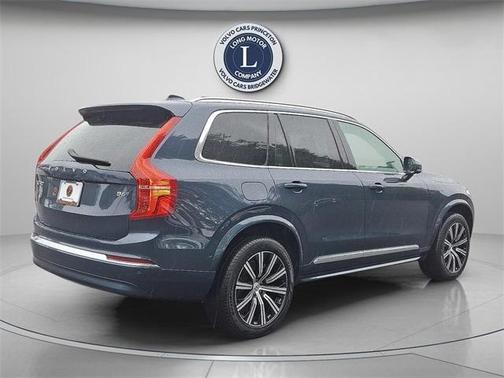 2025 Volvo XC90 B6 Plus 7-Seater