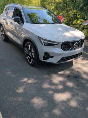 Gray Metallic 2026 Volvo XC40 B5 Plus