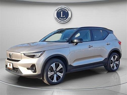 2023 Volvo XC40 Plus