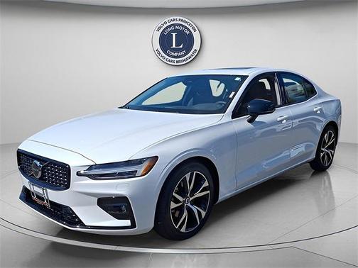 2025 Volvo S60 B5 Core