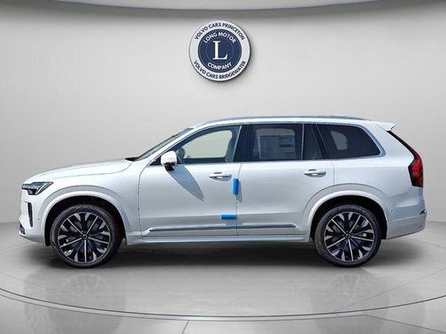 Crystal White Pearl 2026 Volvo XC90 B6 Ultra 7-Seater