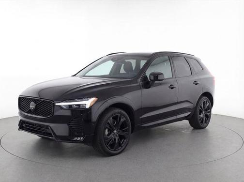 Onyx Black Metallic 2026 Volvo XC60 B5 Ultra Black Edition