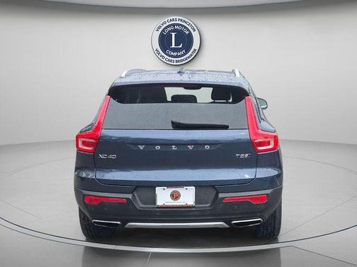Denim Blue Metallic 2020 Volvo XC40 T5 Inscription