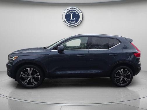 Denim Blue Metallic 2020 Volvo XC40 T5 Inscription