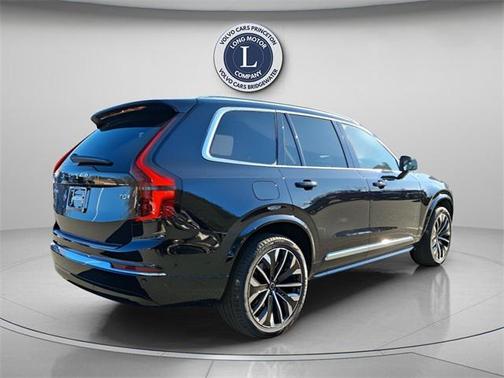 2026 Volvo XC90 Plug-In Hybrid T8 Plus 7-Seater
