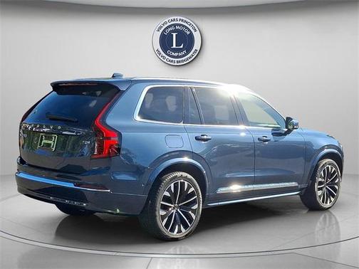 2026 Volvo XC90 Plug-In Hybrid T8 Plus 6-Seater