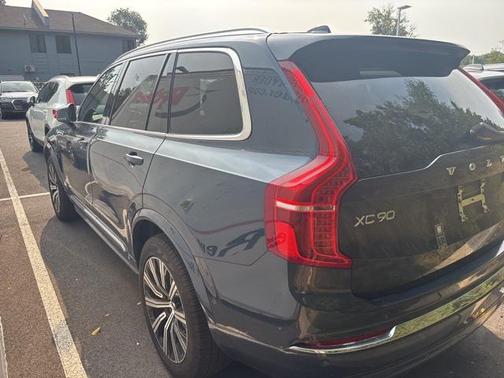 2025 Volvo XC90 B6 Plus 7-Seater