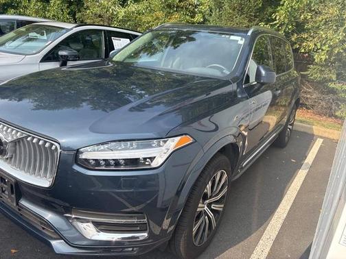 2025 Volvo XC90 B6 Plus 7-Seater