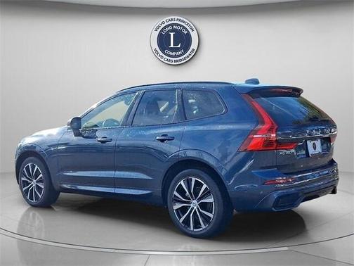2025 Volvo XC60 B5 Plus