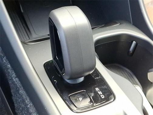 2026 Volvo XC40 B5 Core