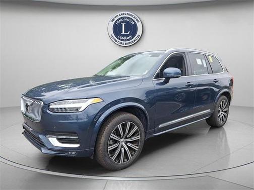 2025 Volvo XC90 B5 Core