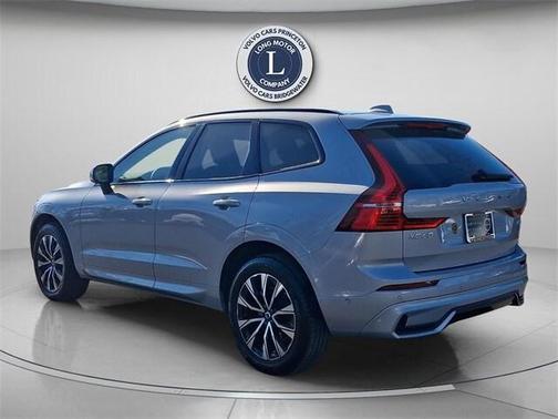 2025 Volvo XC60 B5 Plus