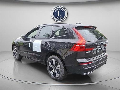 2025 Volvo XC60 Plug-In Hybrid T8 Plus