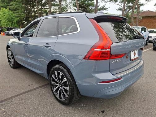 2023 Volvo XC60 B5 Core