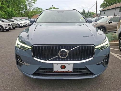 2023 Volvo XC60 B5 Core