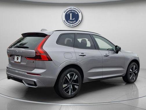 2026 Volvo XC60 B5 Plus