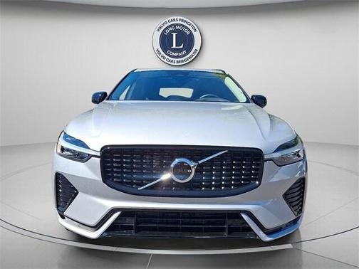 2025 Volvo XC60 B5 Plus