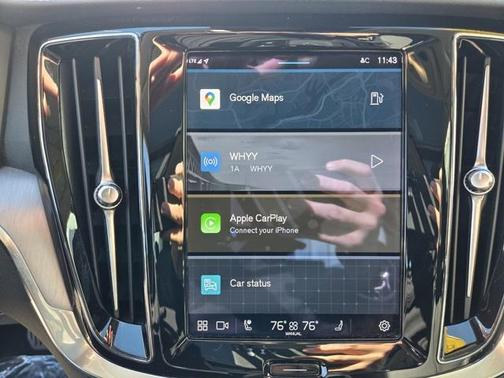 2024 Volvo S60 B5 Core Dark Theme