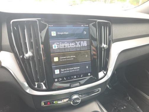 2024 Volvo S60 B5 Plus Black Edition