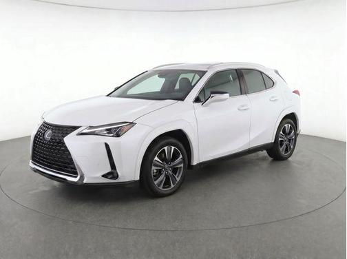 White Pearl 2025 Lexus UX 300h 300H