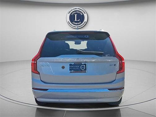 2025 Volvo XC90 B5 Core